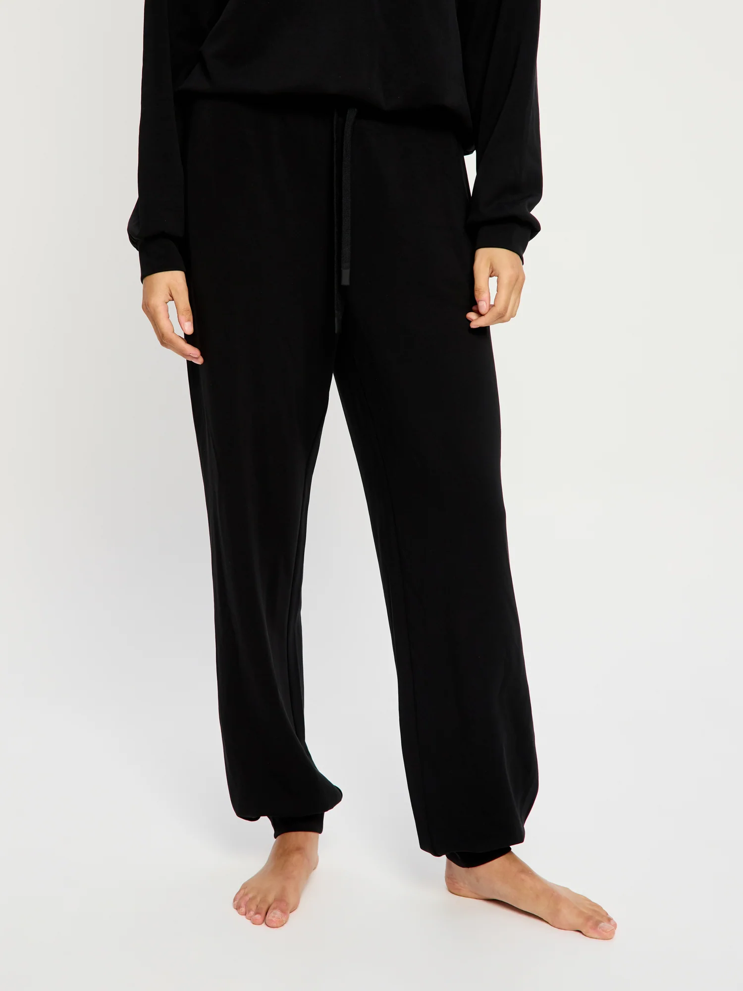 Classic Cut Jogger Black - Image 6