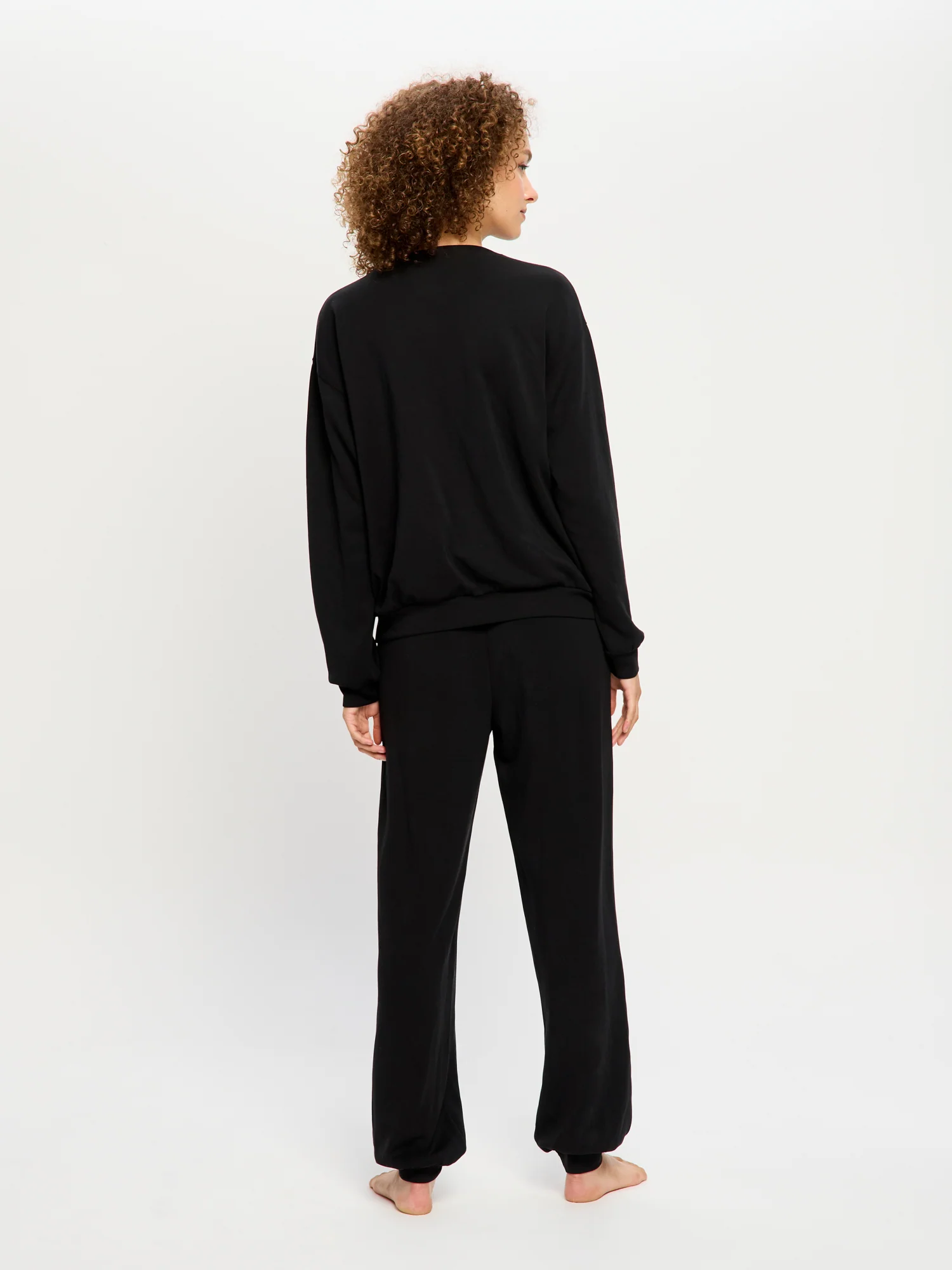 Classic Cut Sweat Black - Image 3