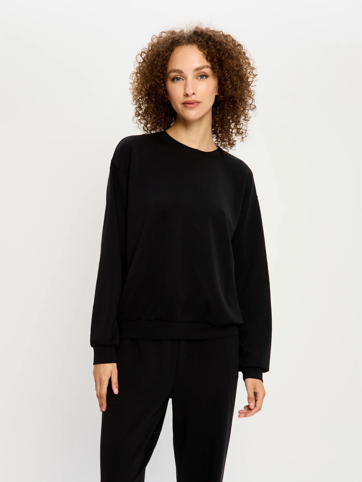 Classic Cut Sweat Black - Image 6