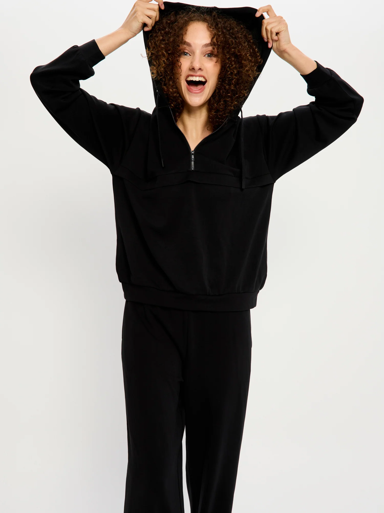 Half-Zip Hoodie Black - Image 7