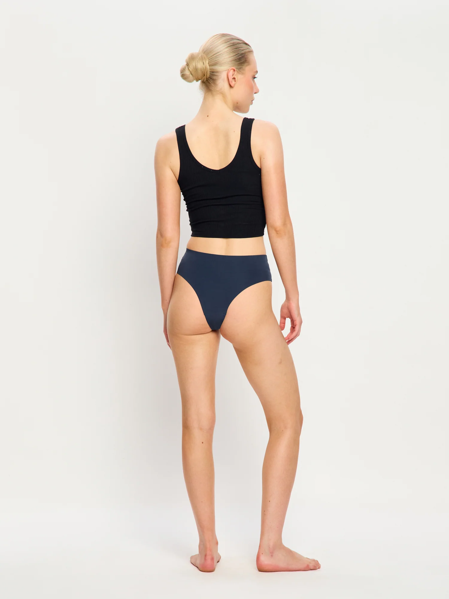 Puma X Modibodi Seamfree Active Hi Waist Cheeky Moderate Midnight - Image 6