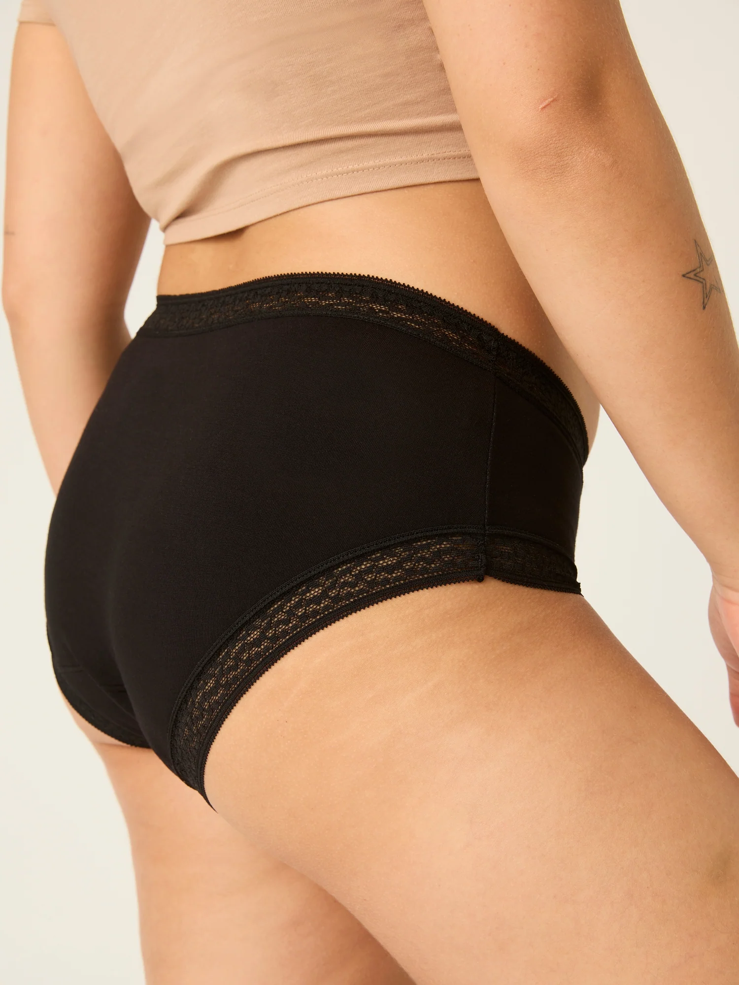 Sensual Boyleg Light Black Lace - Image 12